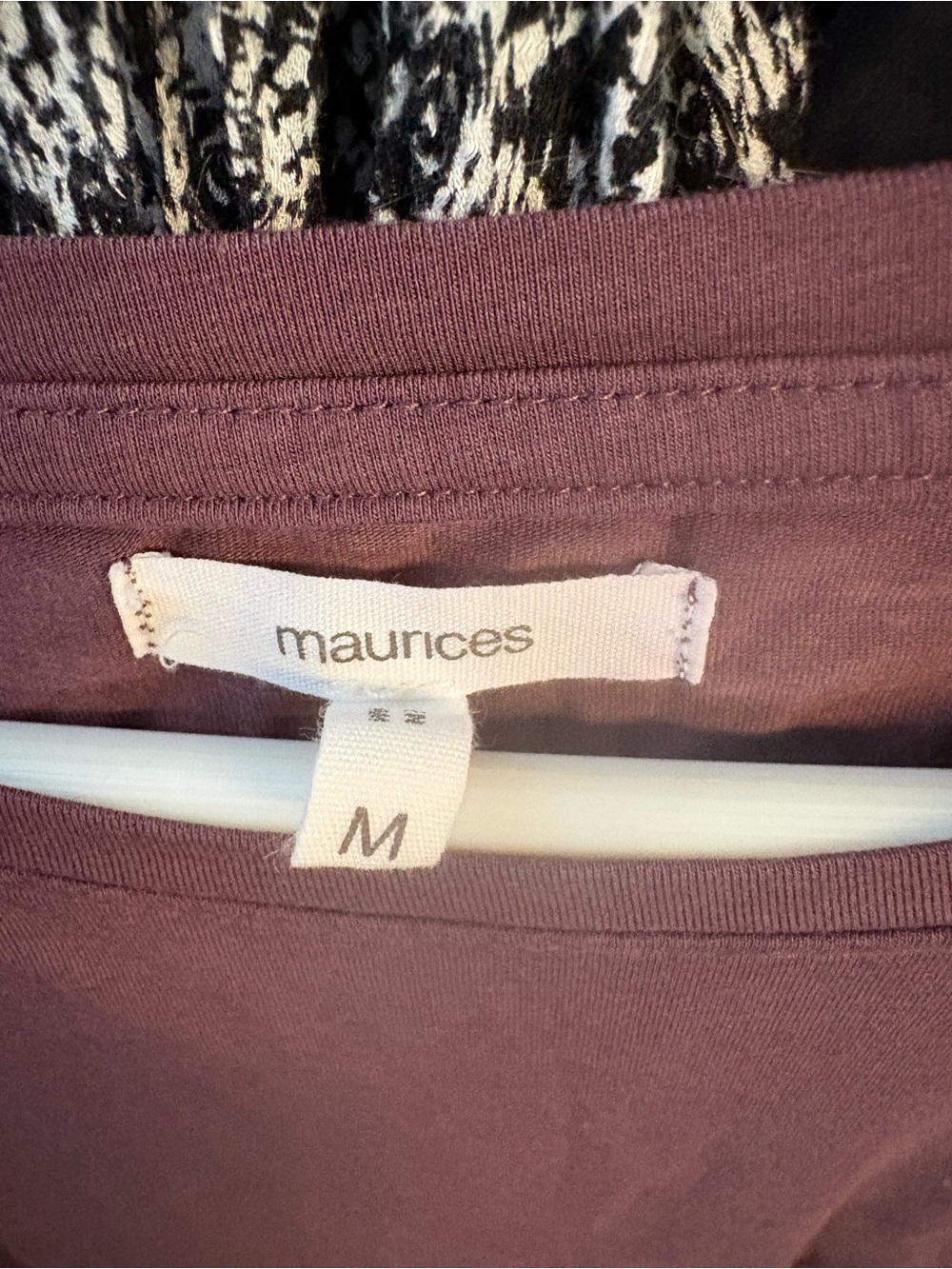Maurices Dark Mauve Scoop Neck Bubble Sleeve Tee - Medium - Picture 2 of 3